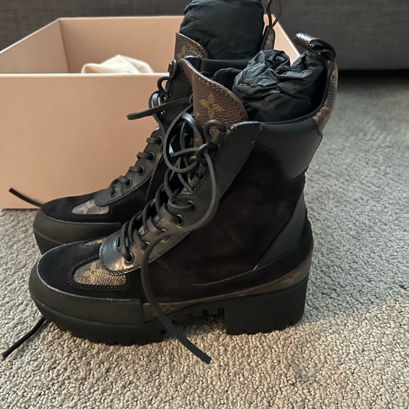 LAUREATE PLATFORM DESERT BOOT - Picture 3 of 8